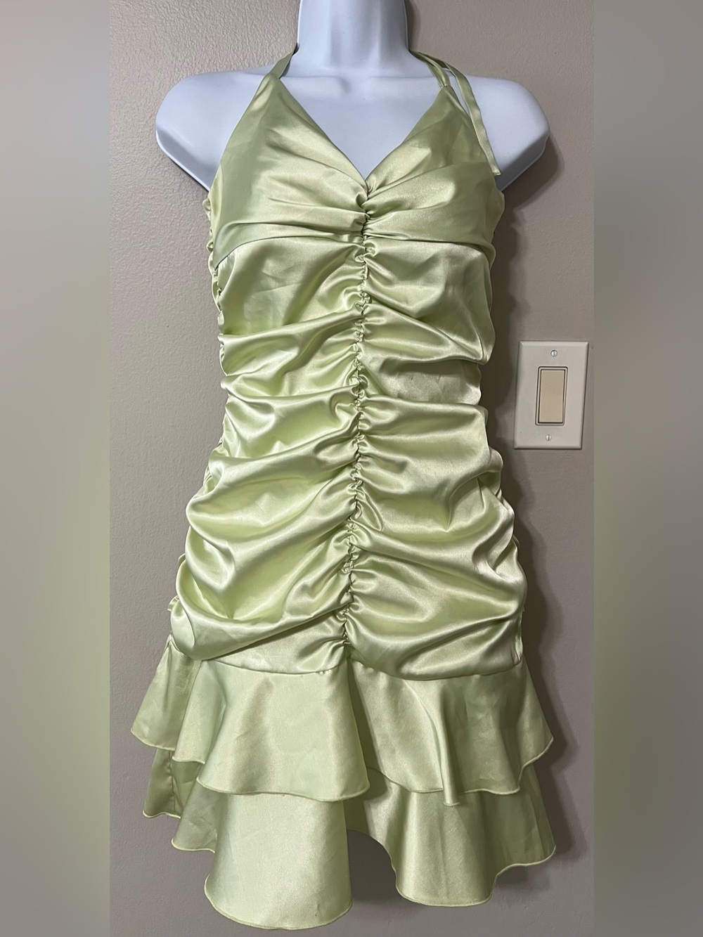 Vintage Jessica McClintock Satin Halter Dress Size 8 Green Y2K Ruched Ruffle